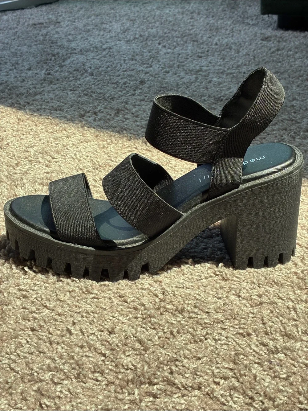 Black Lug Sole Chunky Platform Sandals with Wide Elastic Straps Size 8.5